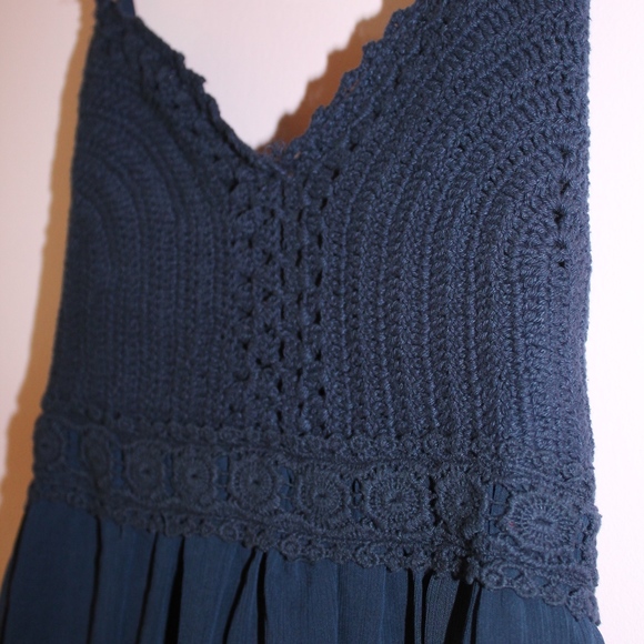 Crochet Top Navy Dress - Picture 5 of 8